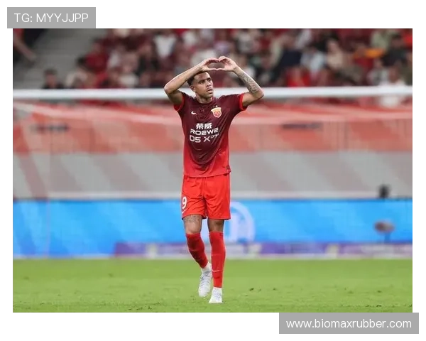 古斯塔沃亚冠打破悬疑 三小将缺席成都比赛原因终于揭晓 古斯塔沃亚冠打破悬疑 三小将缺席成都比赛原因终于揭晓